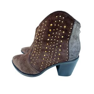 Very Volatile Studded Suede Booties Women's size 7 Brown Western Ankle Boots